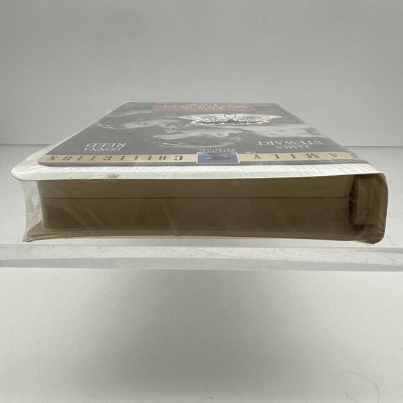 Its a Wonderful Life (VHS, 1996,) NEW & Factory Sealed with Trading Cards RARE - Picture 9 of 14